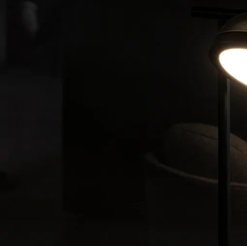 Detail der Molly-Stehlampe