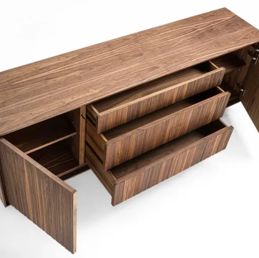 segelndes Sideboard