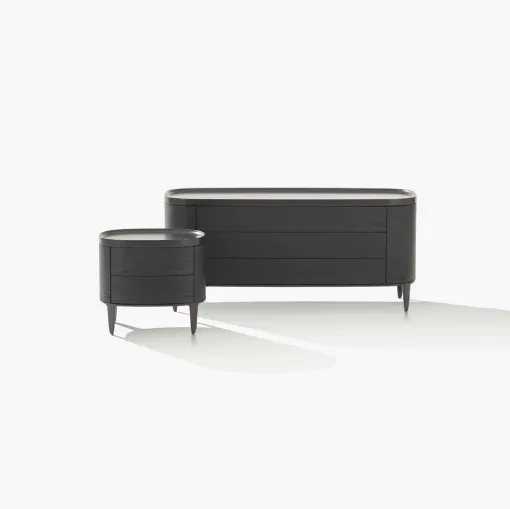 Kommode im Gentleman-Design