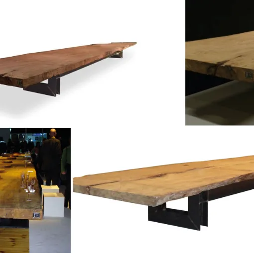 Tisch aus Holz und Metall.